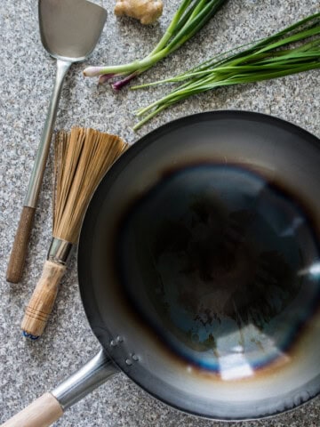 How to Season a New Wok