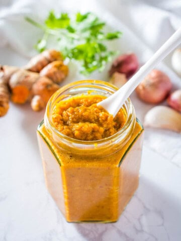 thai yellow curry paste in a jar