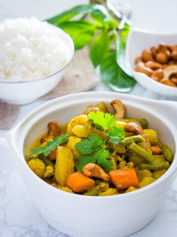 vegetarian thai yellow curry