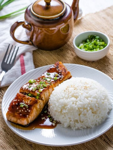 Easy Pan-Fried Teriyaki Salmon