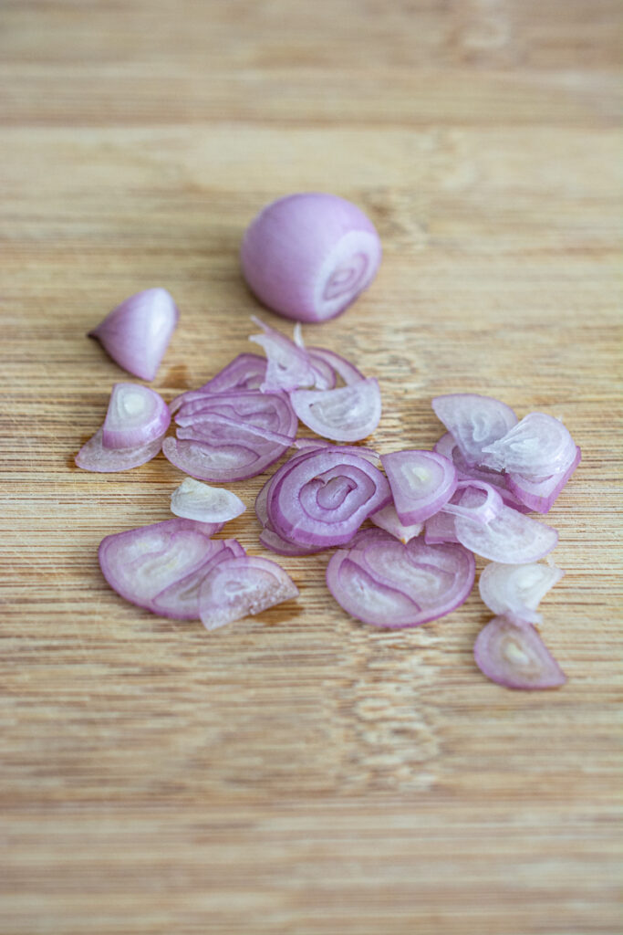 shallots sliced thinly